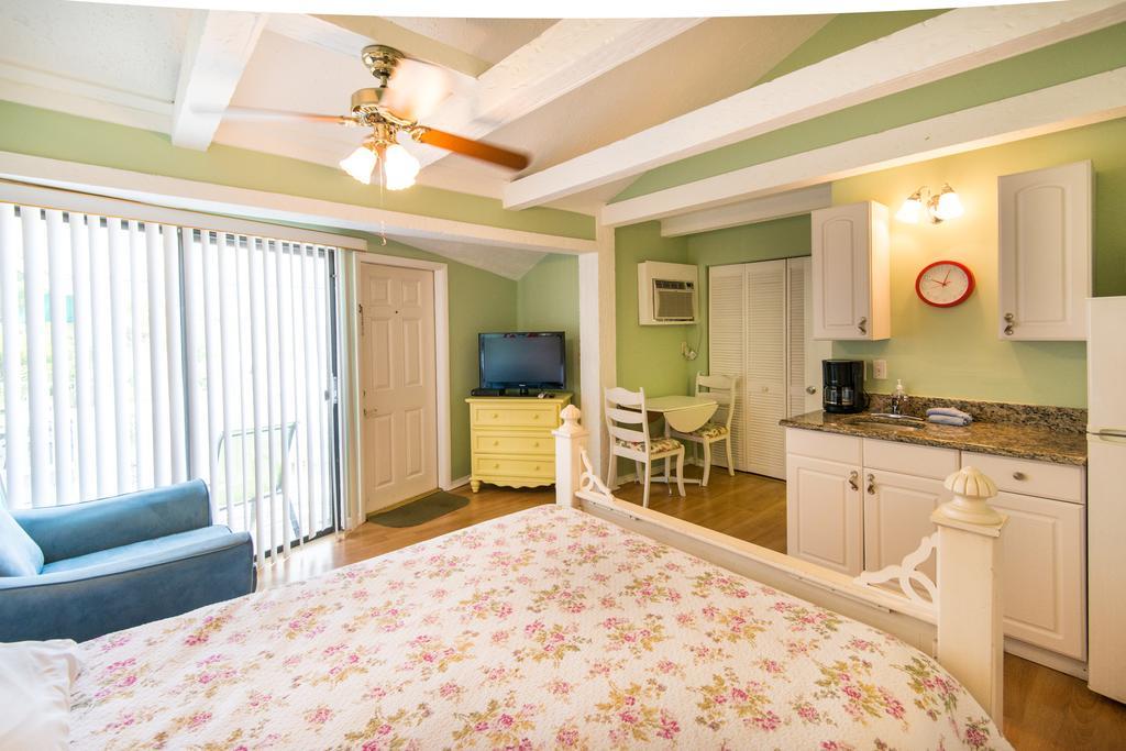 Silver Sands Villas Fort Myers Beach Exterior foto